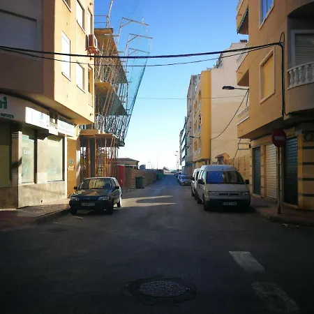 Three Bedroom Goleta * Torrevieja