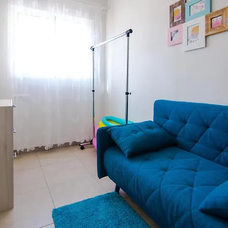 Three Bedroom Goleta Apartment Torrevieja